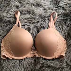 Victoria’s Secret Dream Angels Push-up Bra
